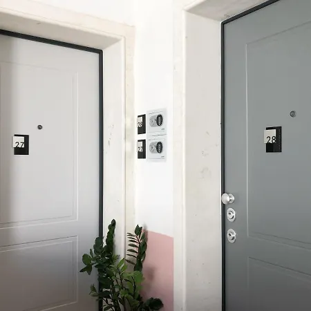 Urban Stay Tirana Deluxe Exterior photo