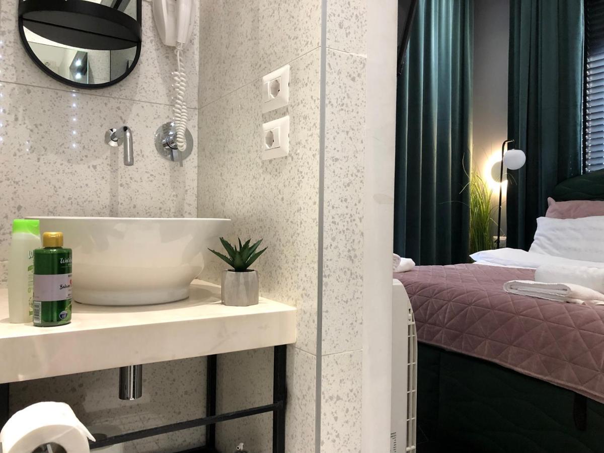 Urban Deluxe Apartment